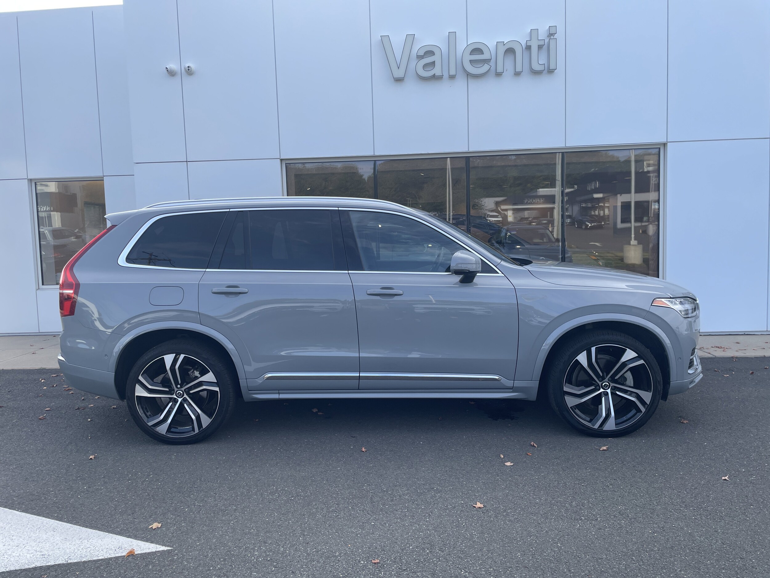 2024 Volvo XC90 Ultimate photo 3