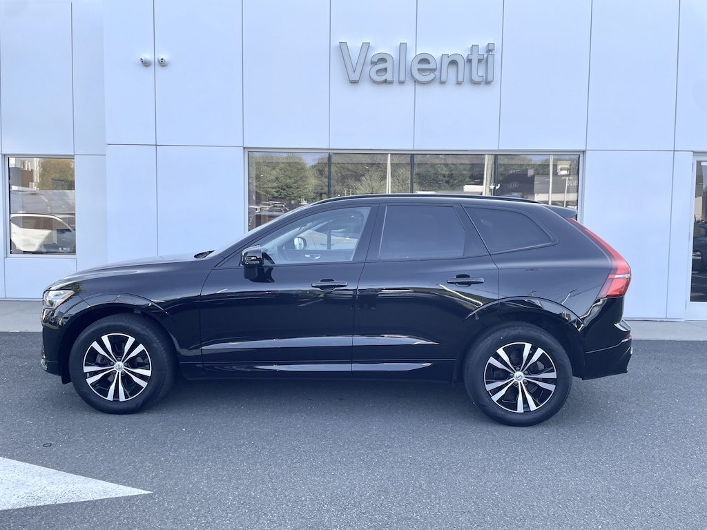 Used 2024 Volvo XC60 B5 Core Dark SUV