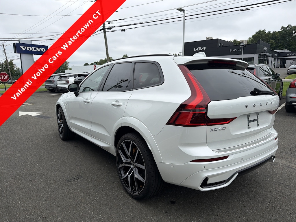 New 2026 Volvo XC60 plug-in hybrid T8 Polestar Engineered SUV