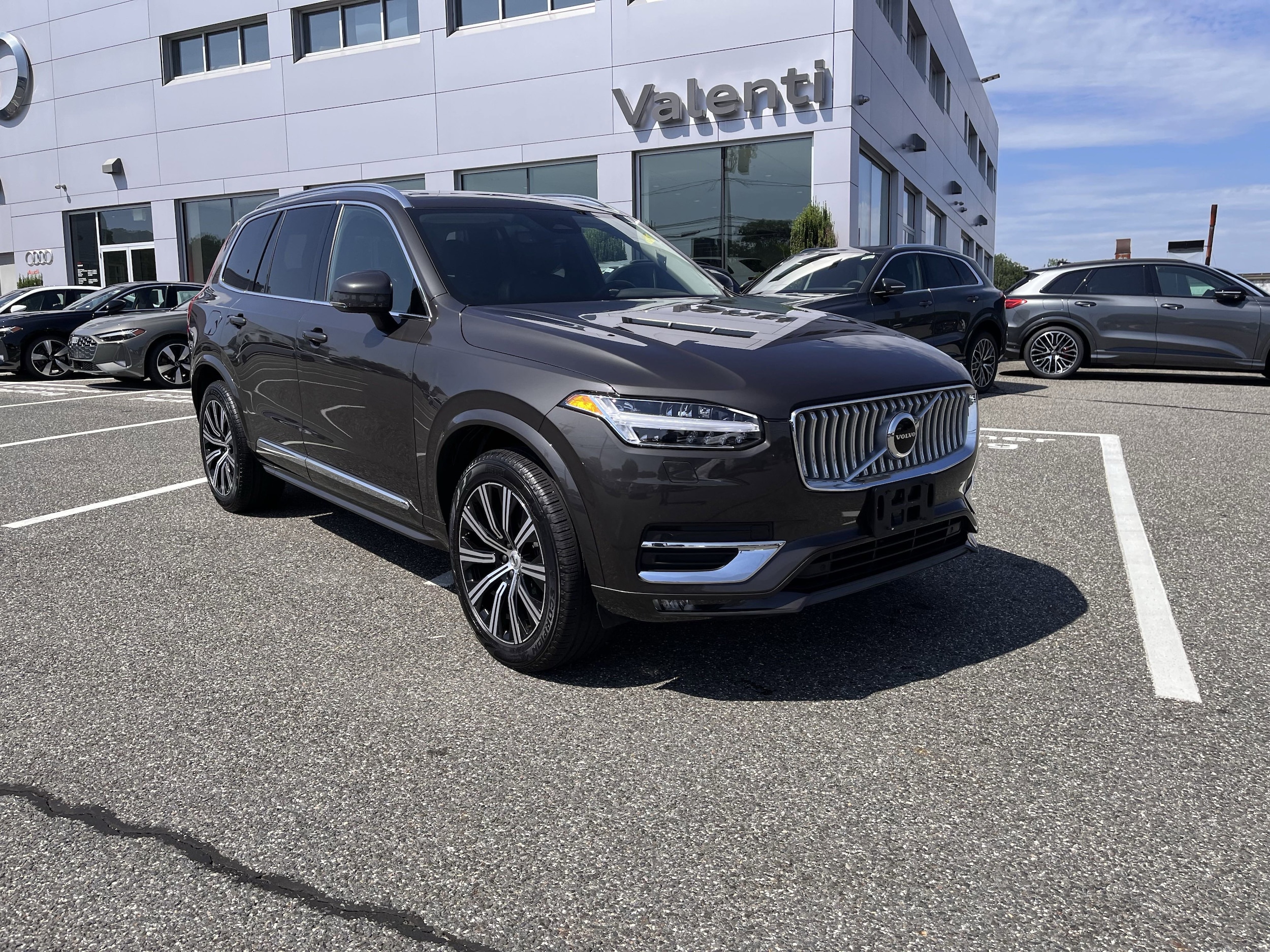 2024 Volvo XC90 B5 Core Bright