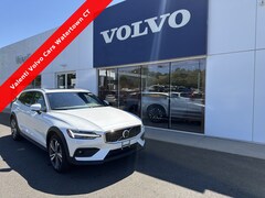2026 Volvo V60 Cross Country B5 Plus AWD Wagon