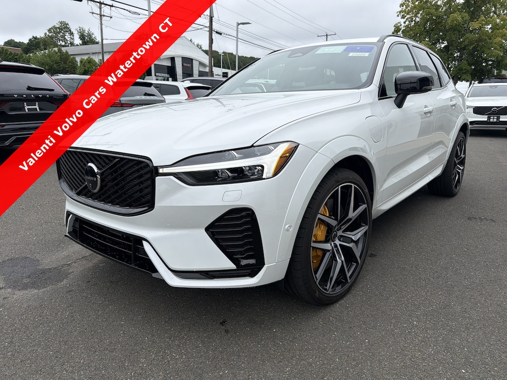 New 2026 Volvo XC60 plug-in hybrid T8 Polestar Engineered SUV