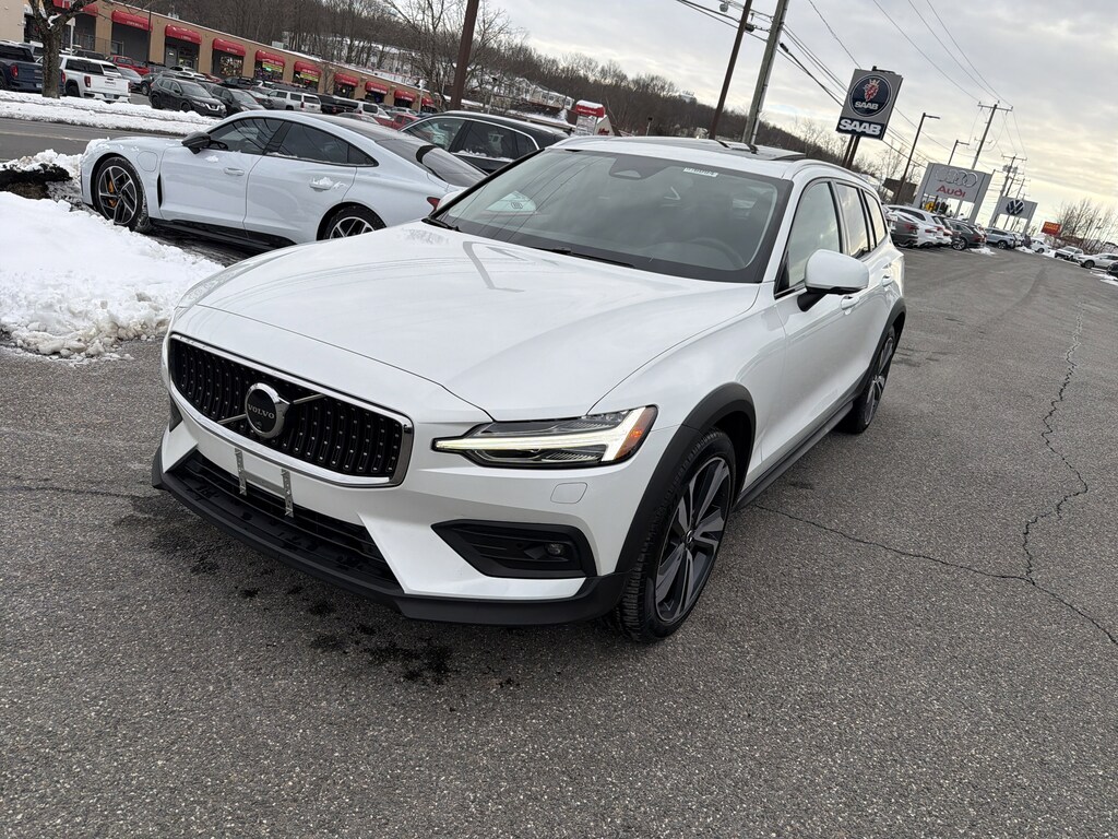 Used 2025 Volvo V60 Cross Country B5 Plus Wagon