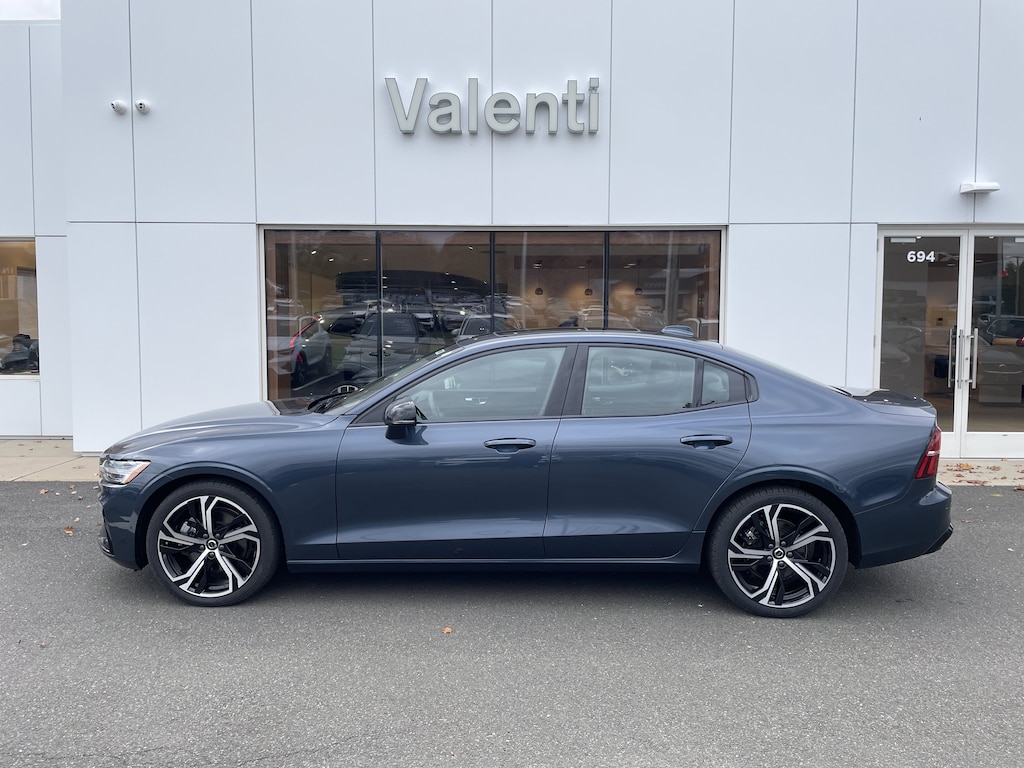 Certified 2025 Volvo S60 B5 Core Sedan