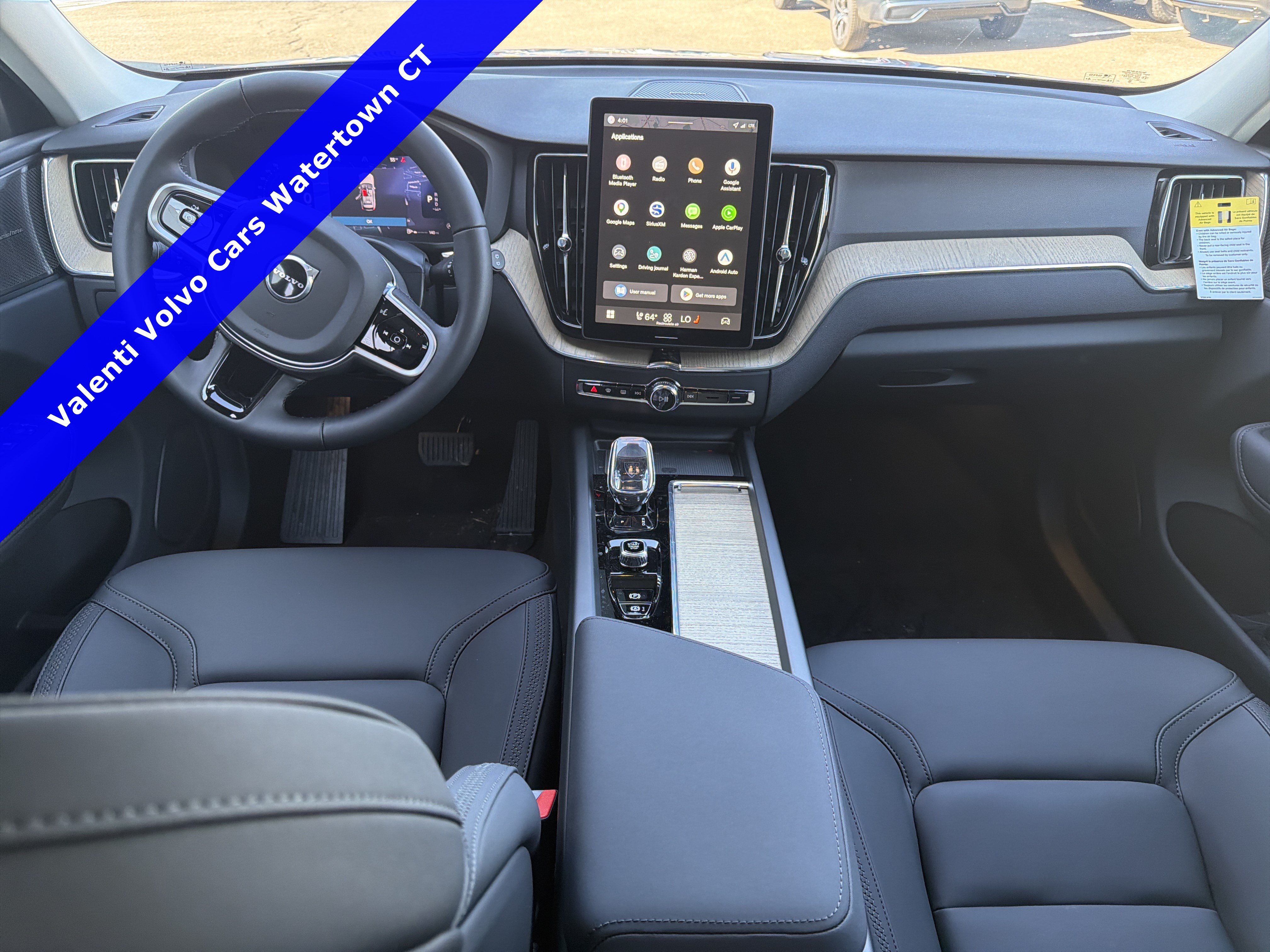 2026 Volvo XC60 Plus - Photo 16