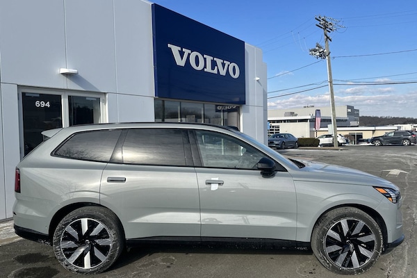 2025 Volvo EX90 Twin Motor Ultra 7-Seater SUV