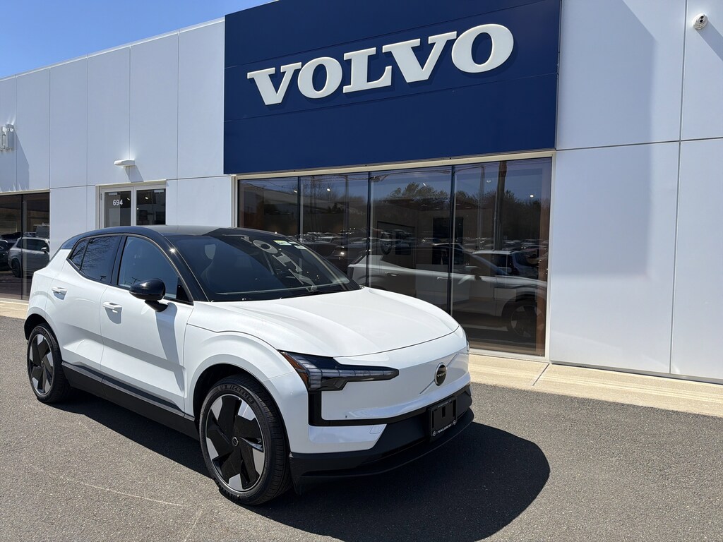 New 2026 Volvo EX30 Twin Motor Plus SUV