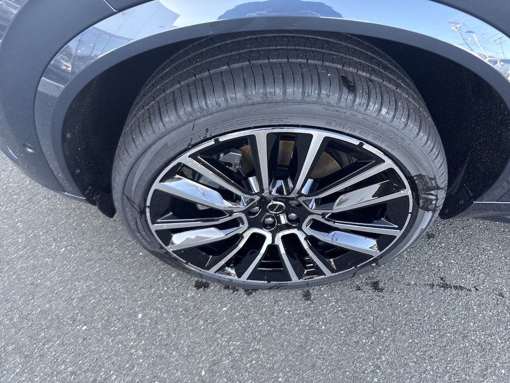 New 2026 Volvo XC90 B6 Plus 7-Seater SUV