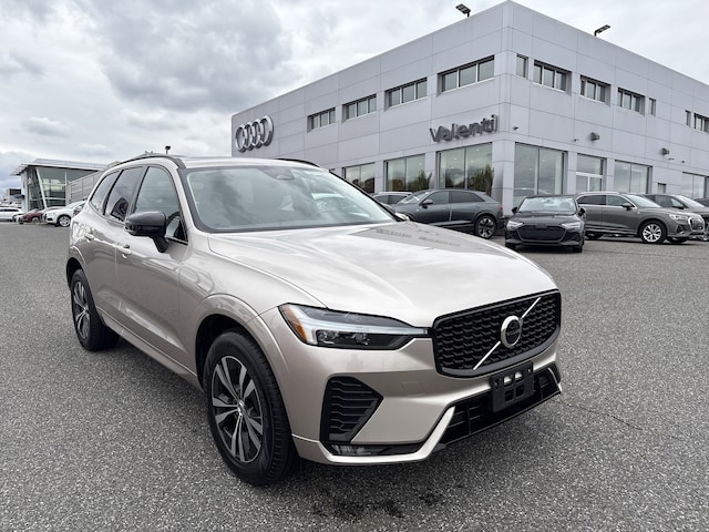 2025 Volvo XC60 B5 Core SUV