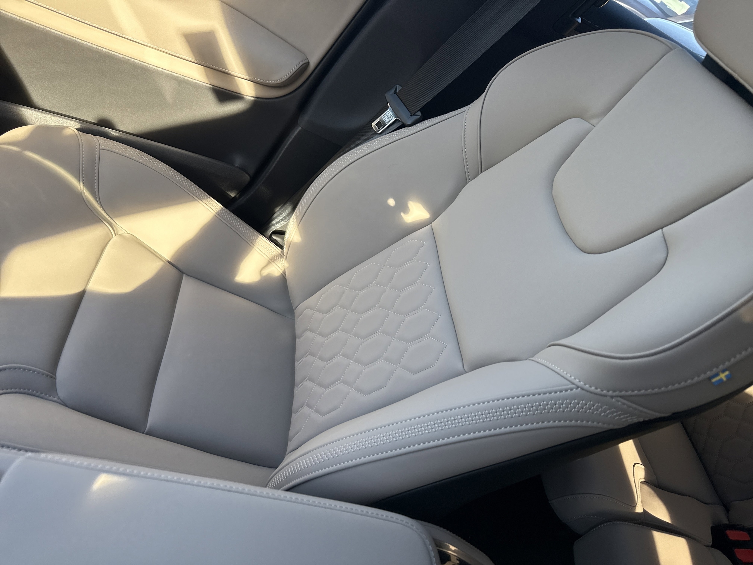 2026 Volvo XC90 Plus - Photo 29