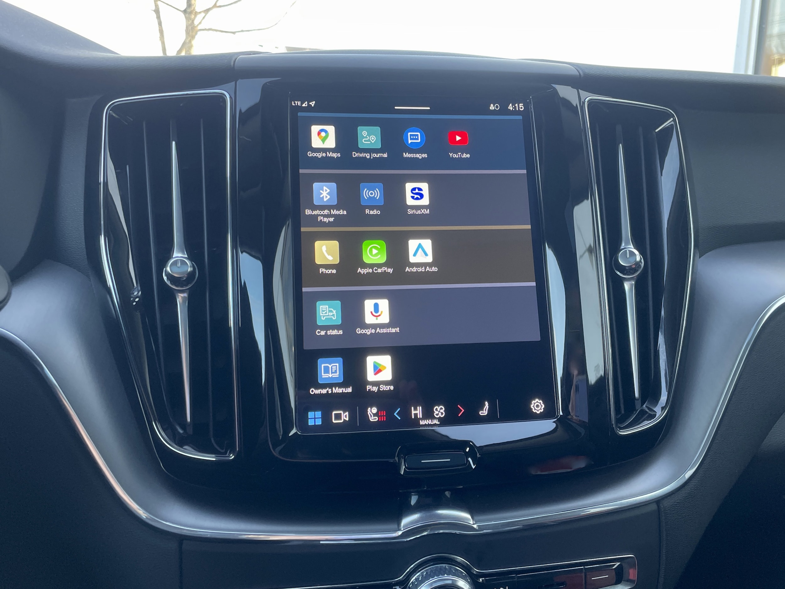 2025 Volvo XC60 Core - Photo 22