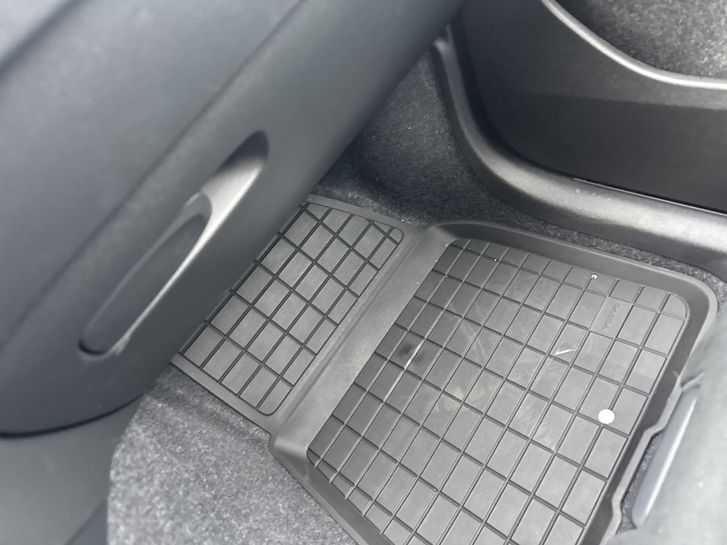 2026 Volvo XC40 Ultra Black Edition - Photo 28