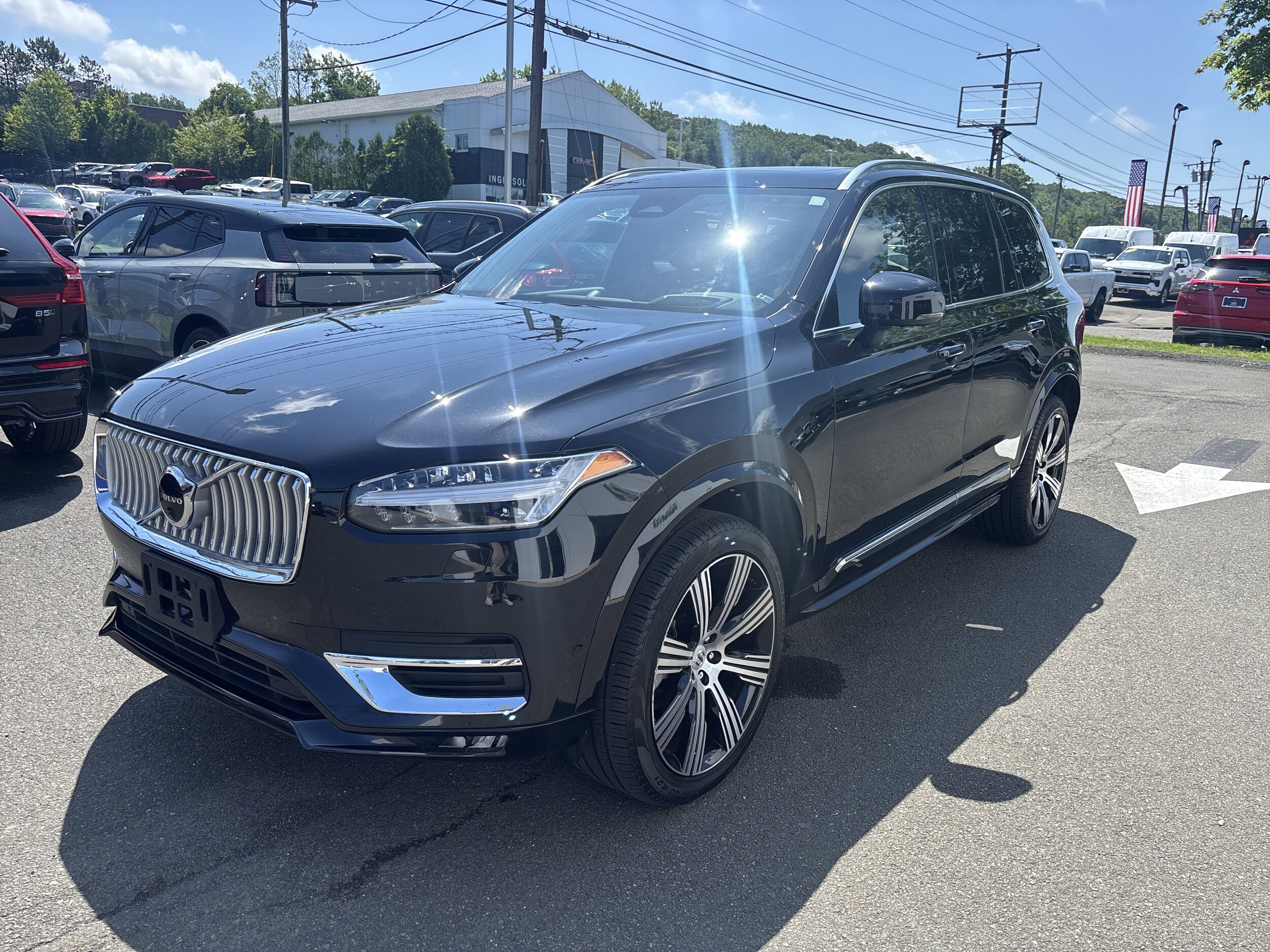 2024 Volvo XC90 Ultimate photo 2