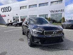 2025 Volvo XC40 B5 Core Bright Theme SUV
