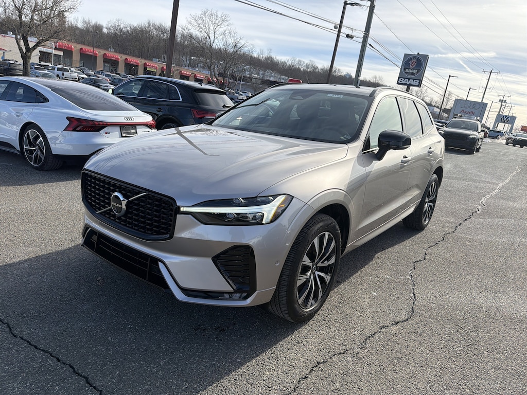 Used 2025 Volvo XC60 B5 Plus SUV