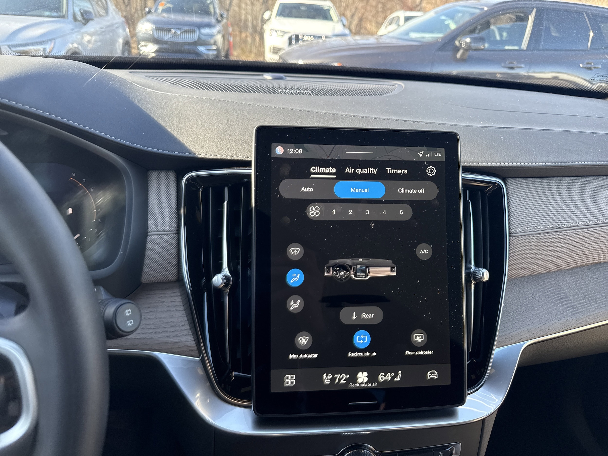 2026 Volvo XC90 Plus - Photo 20