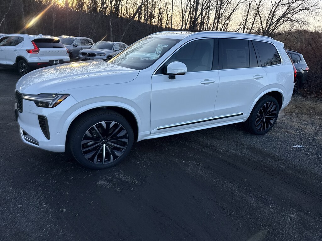 New 2026 Volvo XC90 B6 Plus 7-Seater SUV