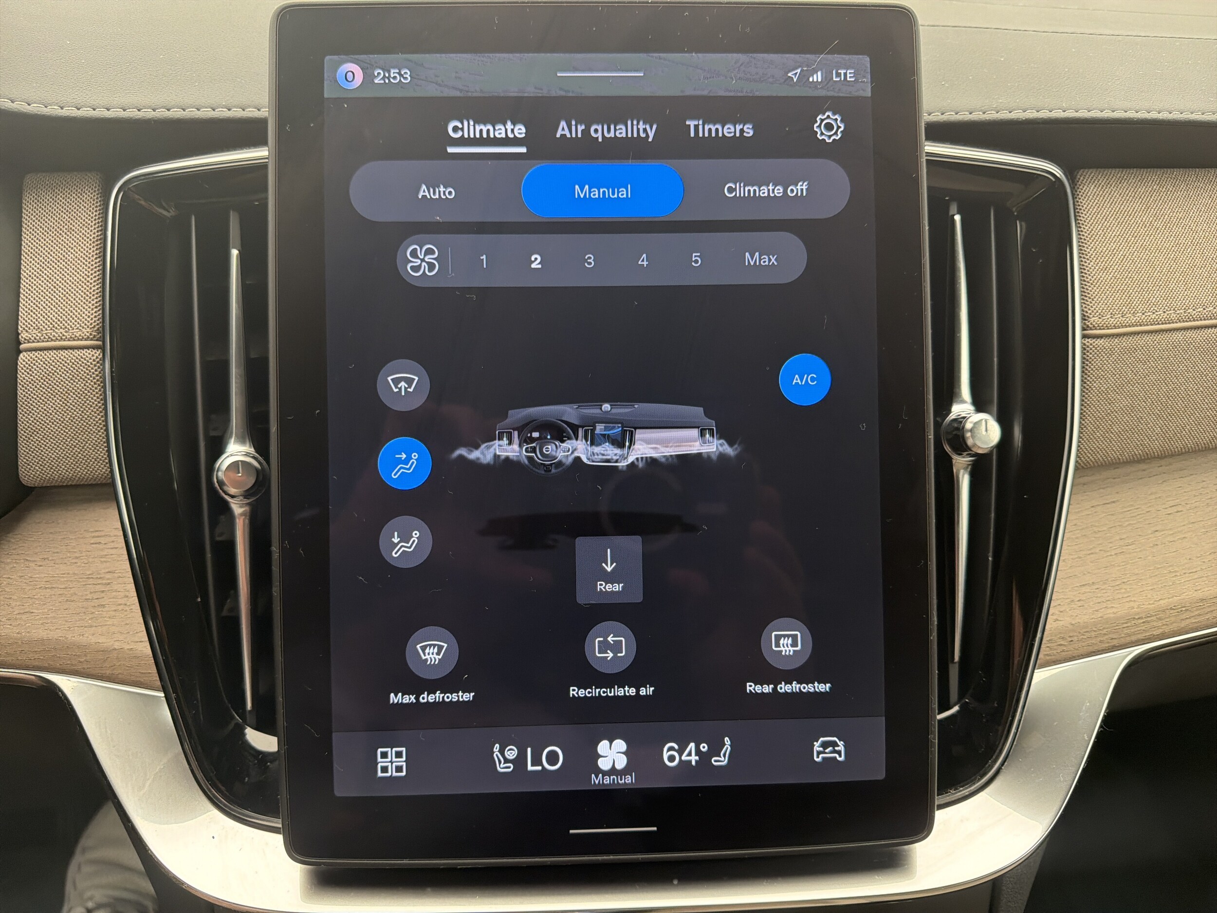 2026 Volvo XC90 Plus - Photo 23