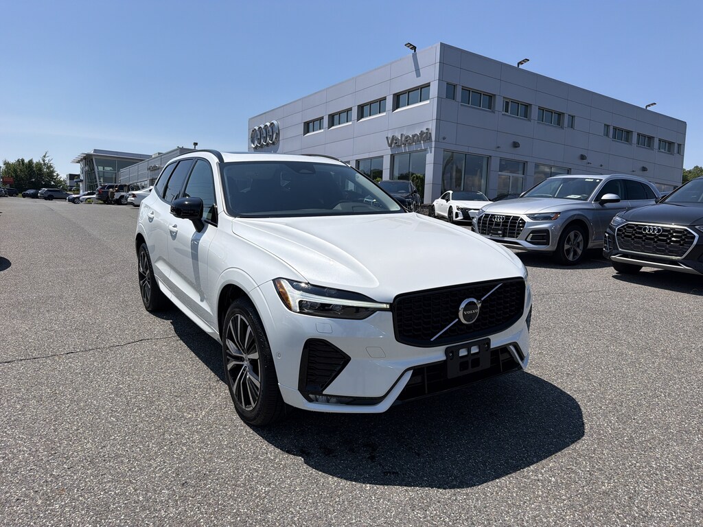 Used 2025 Volvo XC60 B5 Plus SUV