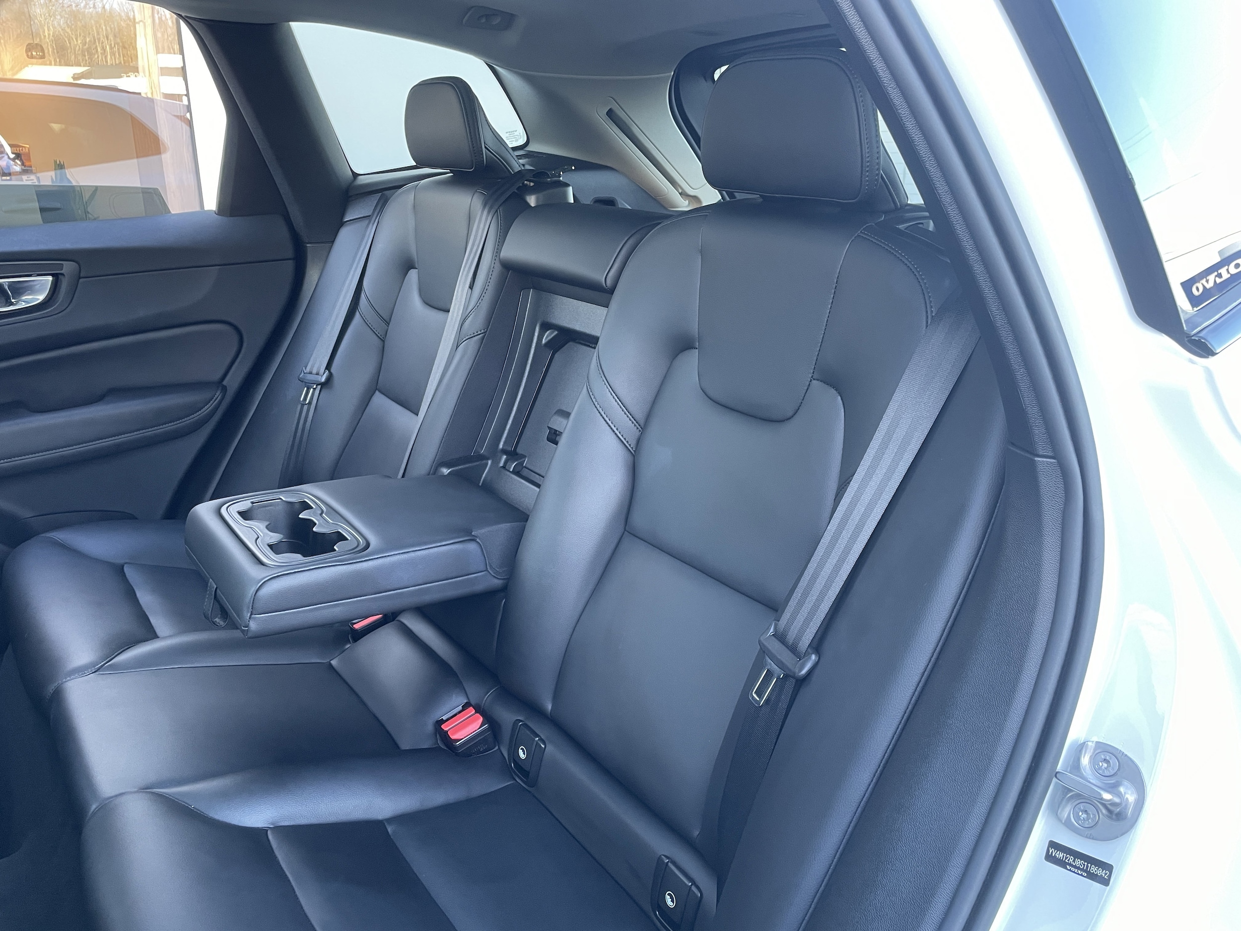 2025 Volvo XC60 Core - Photo 14