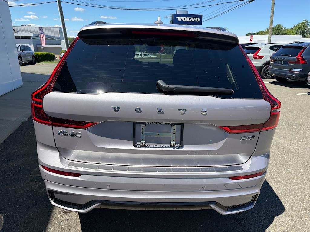New 2026 Volvo XC60 B5 Plus SUV