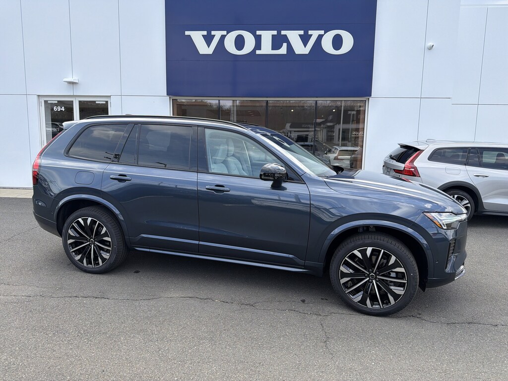 New 2026 Volvo XC90 B6 Ultra Dark Theme 7-Seater SUV