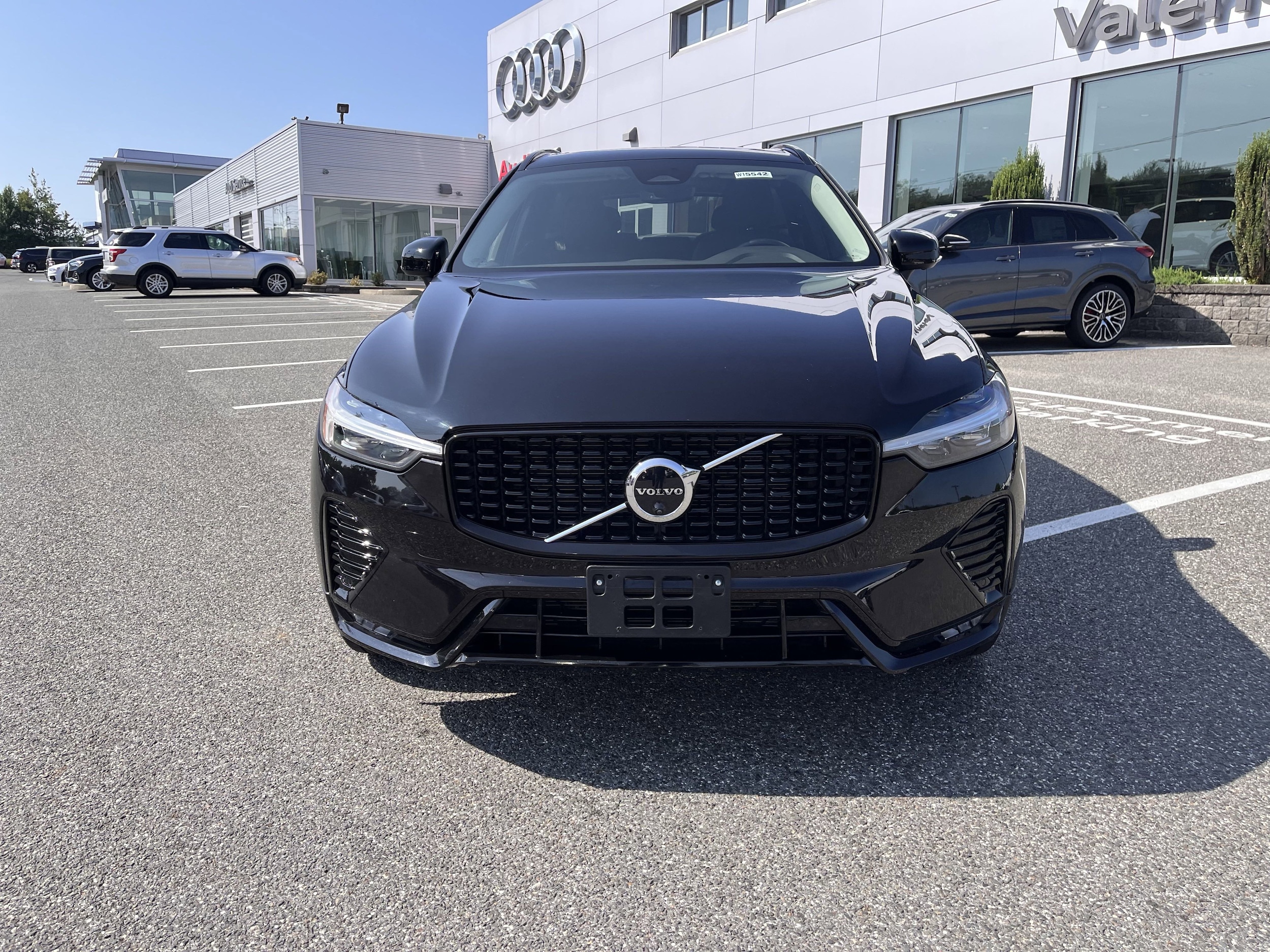 YV4M12RC7S1094184