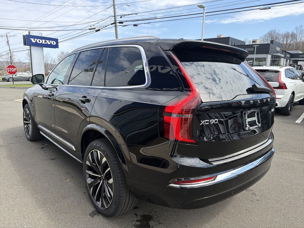 New 2026 Volvo XC90 B6 Plus 7-Seater SUV