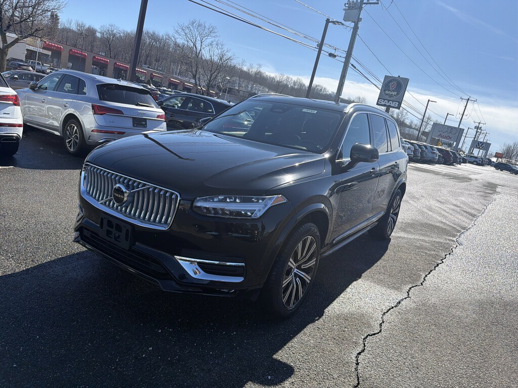 Used 2025 Volvo XC90 B5 Core SUV