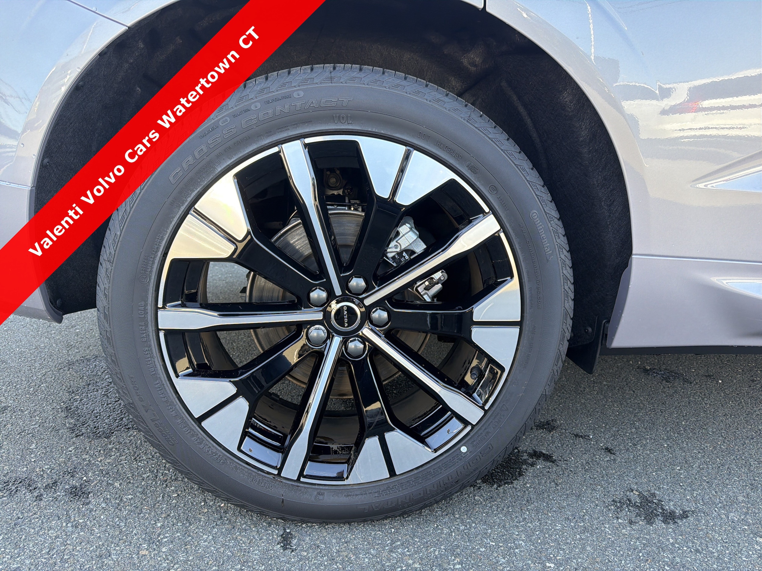 2026 Volvo XC60 Plus - Photo 6