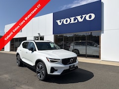 2026 Volvo XC40 B5 Ultra SUV