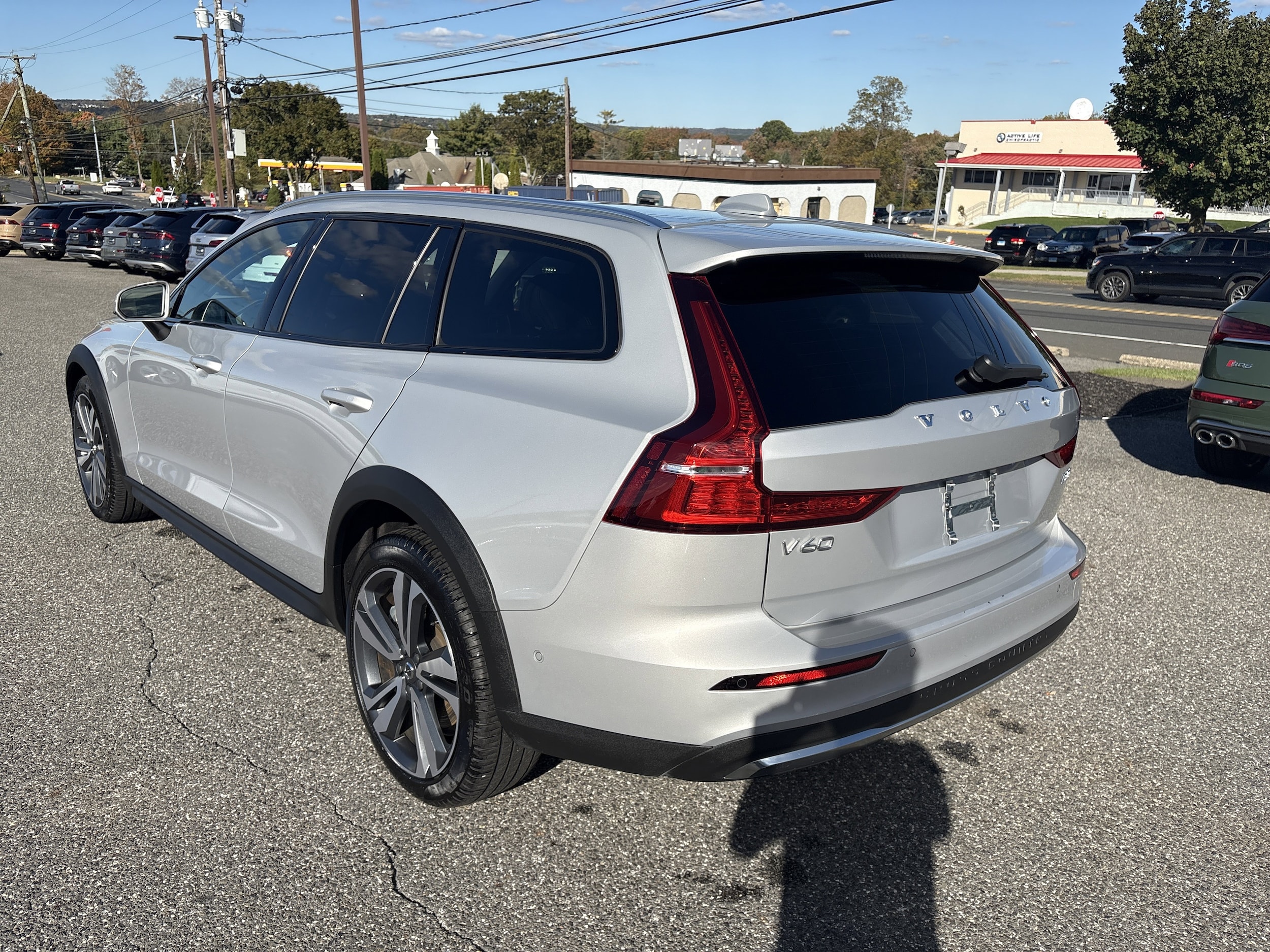 2025 Volvo V60 Cross Country Plus - Photo 14