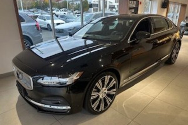 2025 Volvo S90 B6 Ultra Sedan
