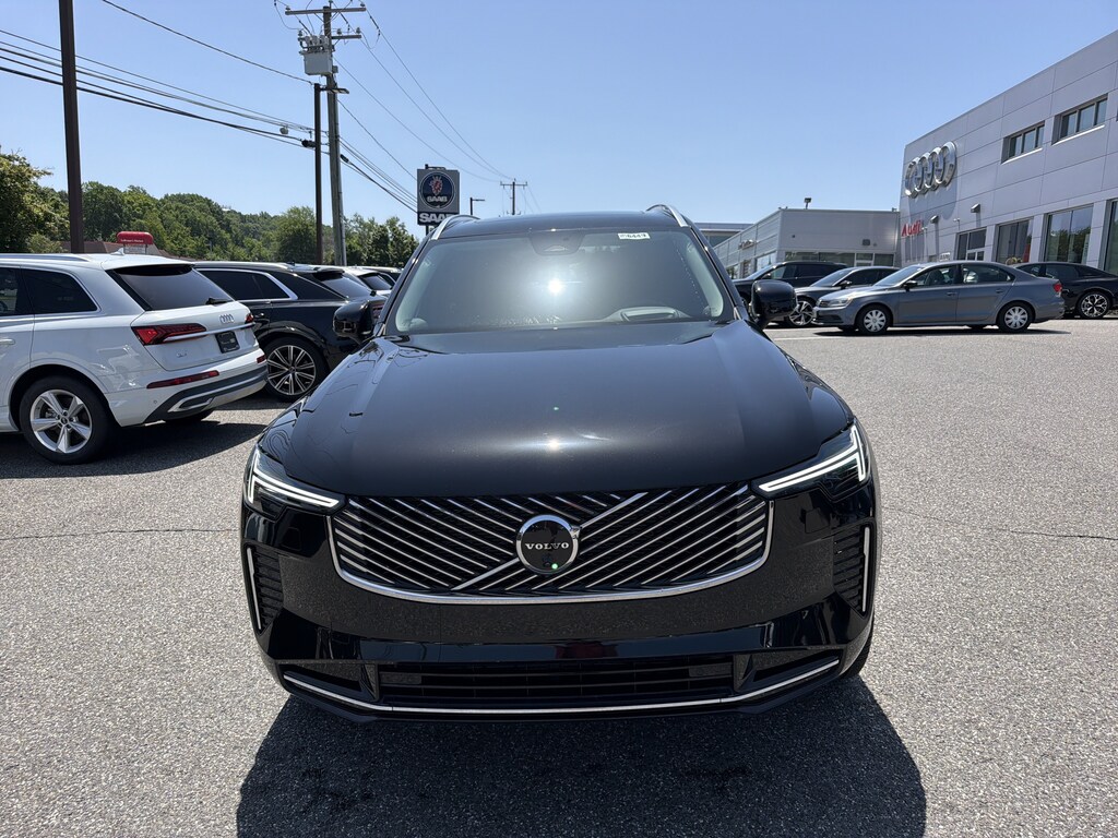 Certified 2026 Volvo XC90 B6 Ultra 7-Seater SUV