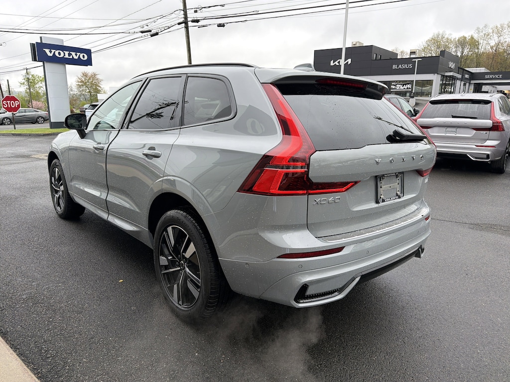 New 2026 Volvo XC60 B5 Plus SUV