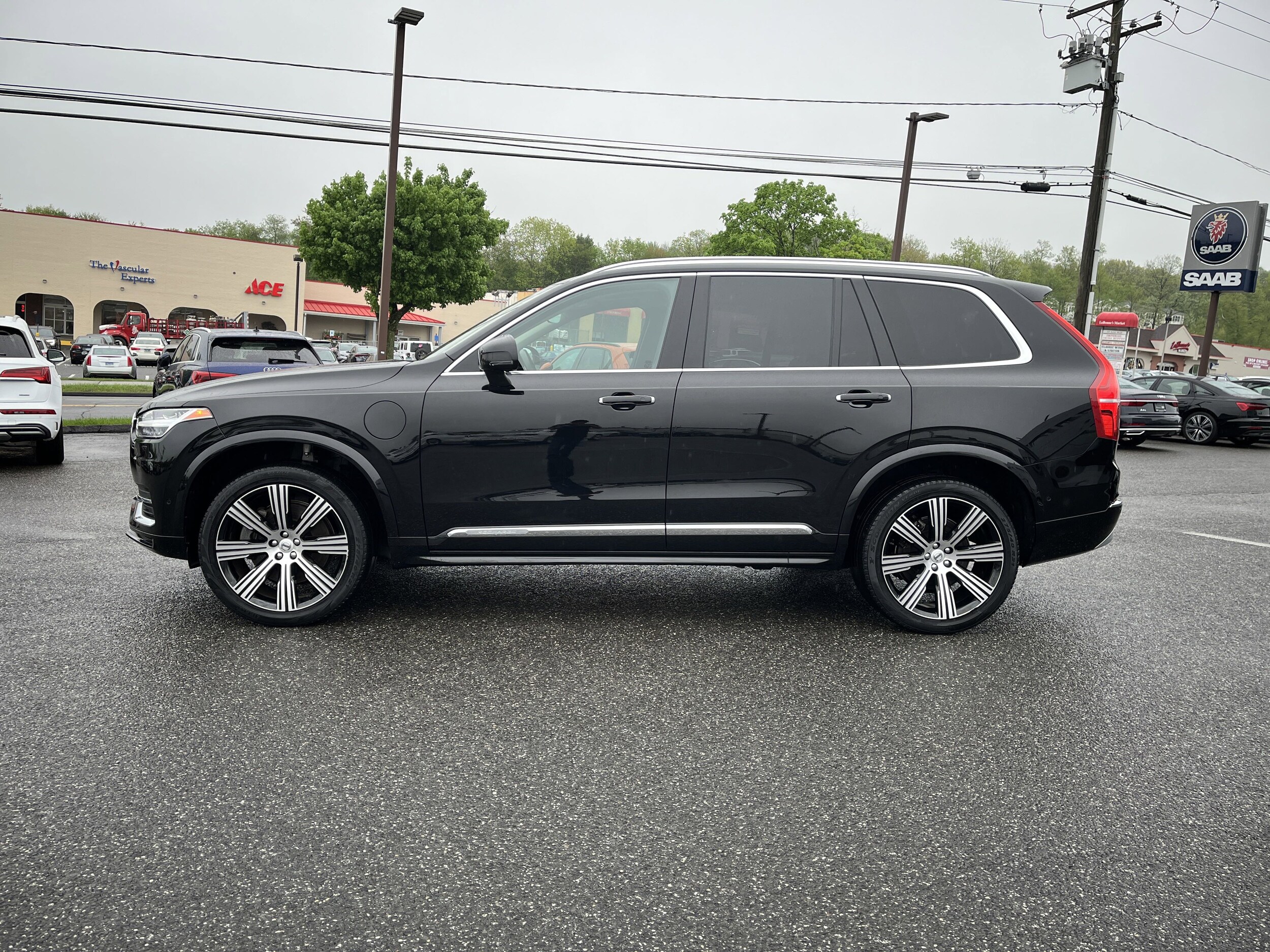 2022 Volvo XC90 Recharge T8 Inscription photo 4