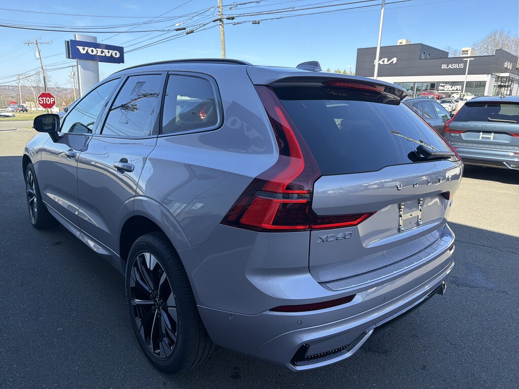 New 2026 Volvo XC60 B5 Plus SUV