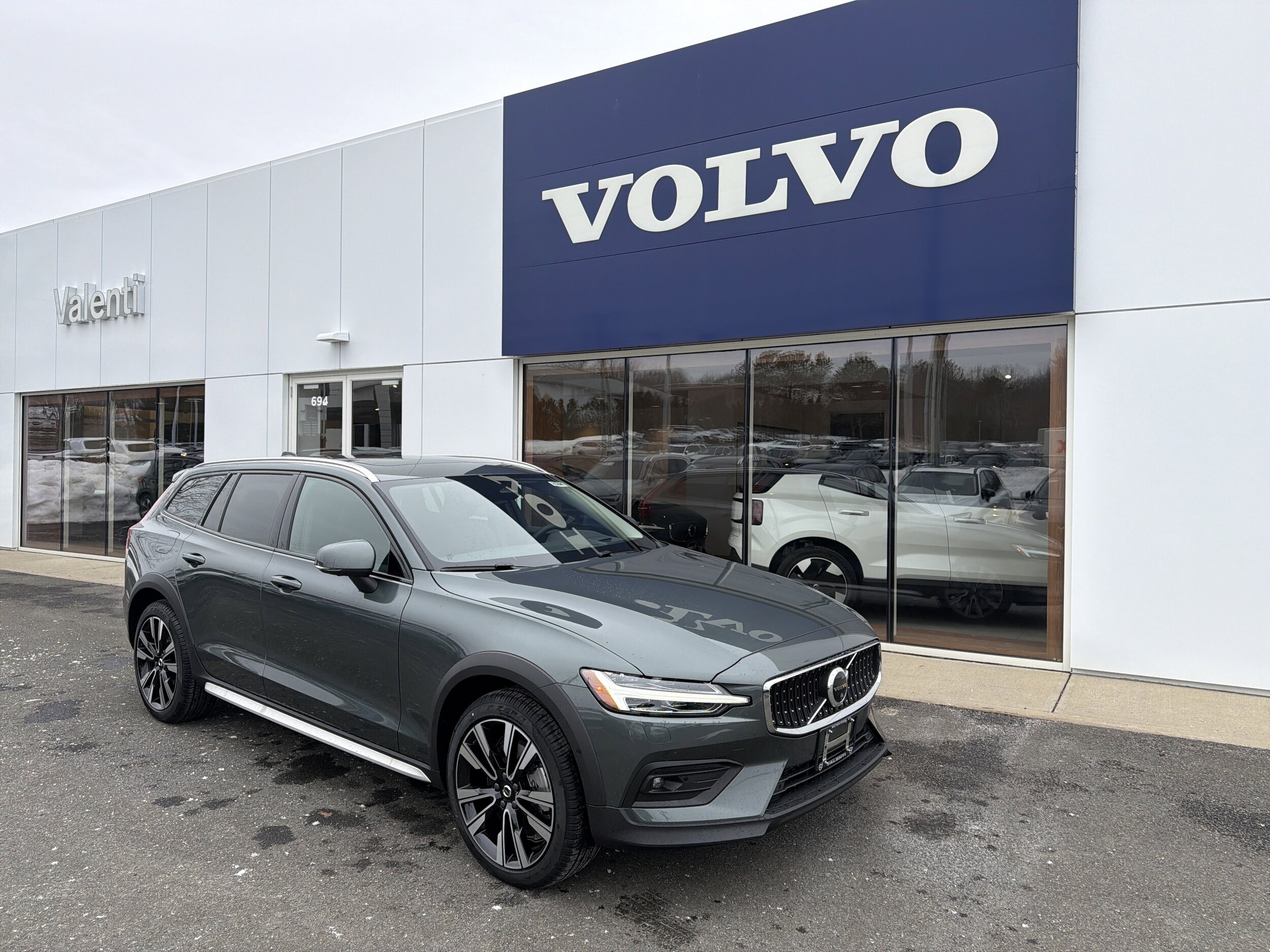 2026 Volvo V60 Cross Country
