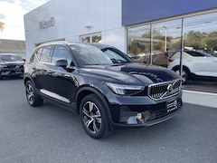 2025 Volvo XC40 B5 Core Bright Theme SUV