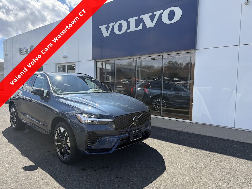 New 2026 Volvo XC60 plug-in hybrid T8 Plus SUV