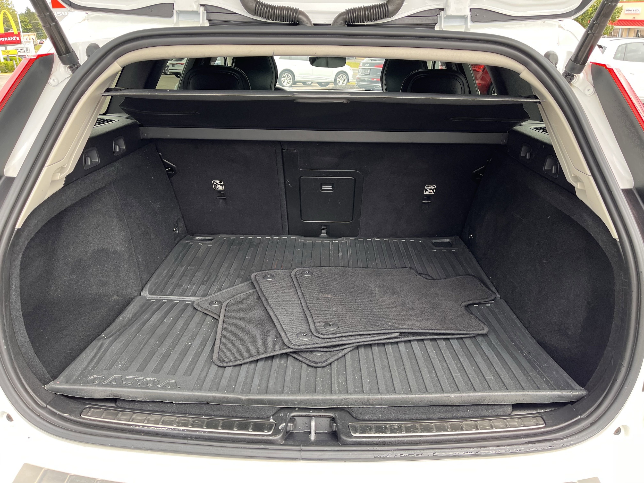 2024 Volvo V60 Cross Country Plus - Photo 20
