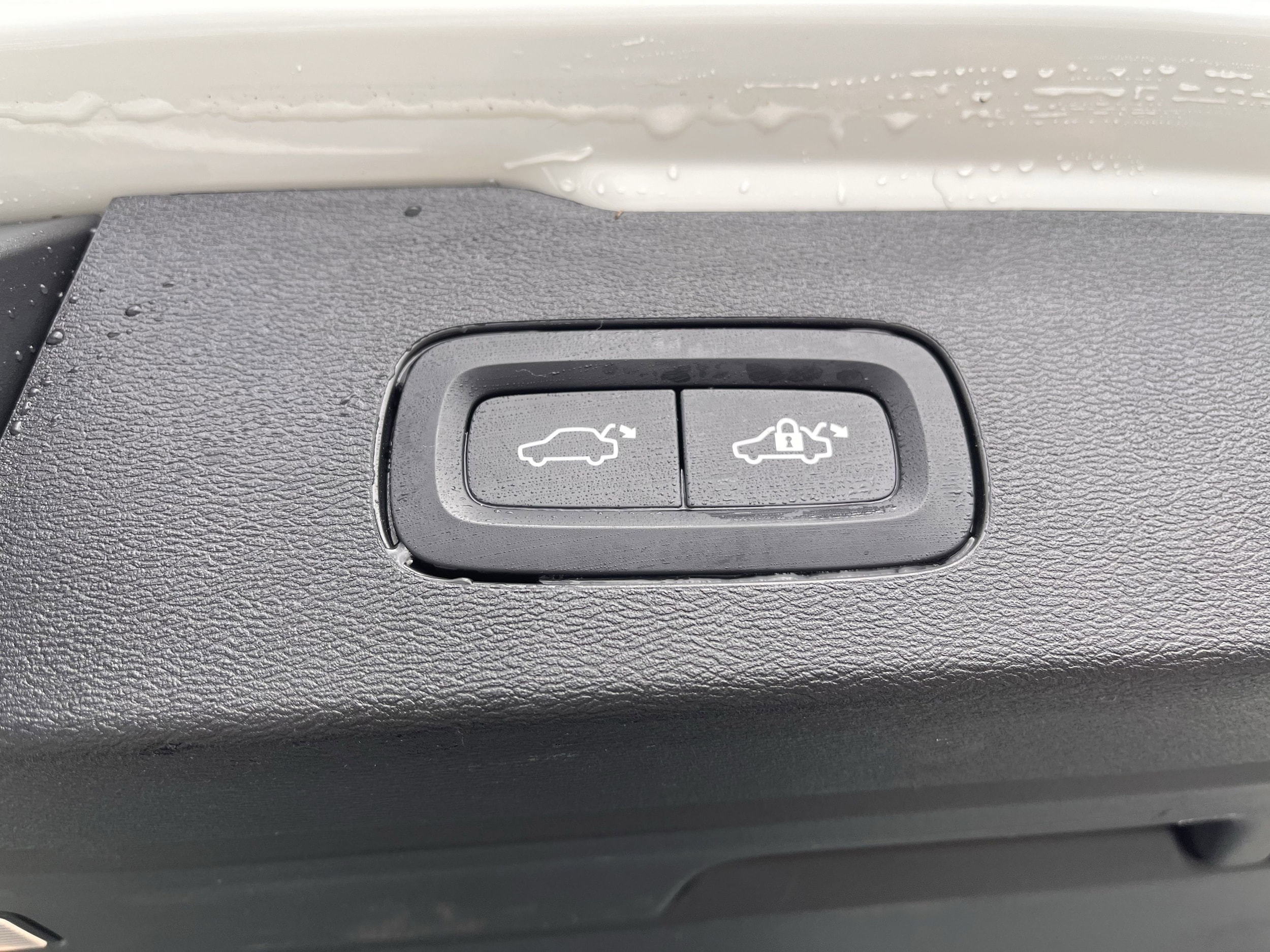 2024 Volvo V60 Cross Country Plus - Photo 21