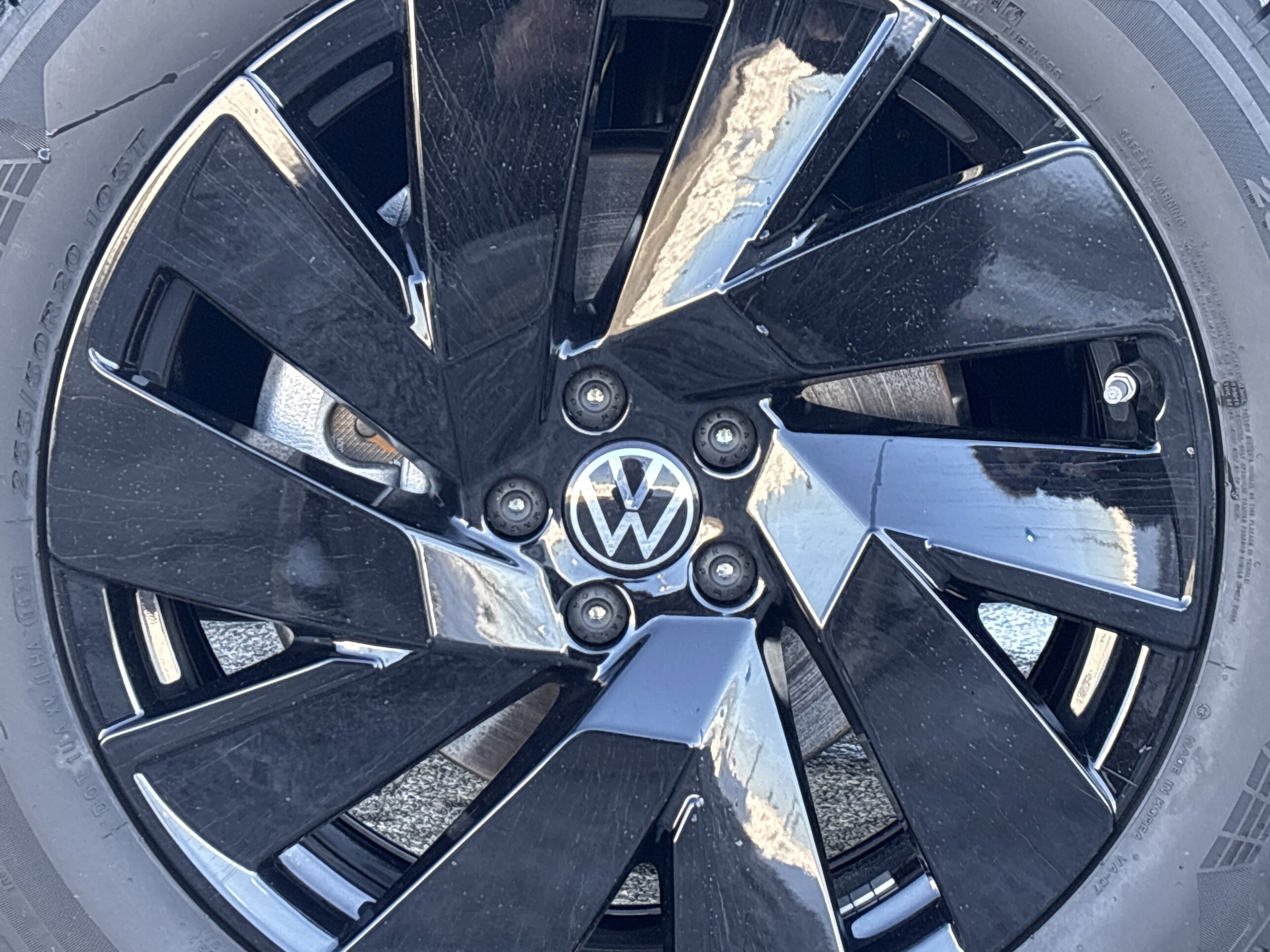 2026 Volkswagen Atlas SE w/Tech - Photo 13