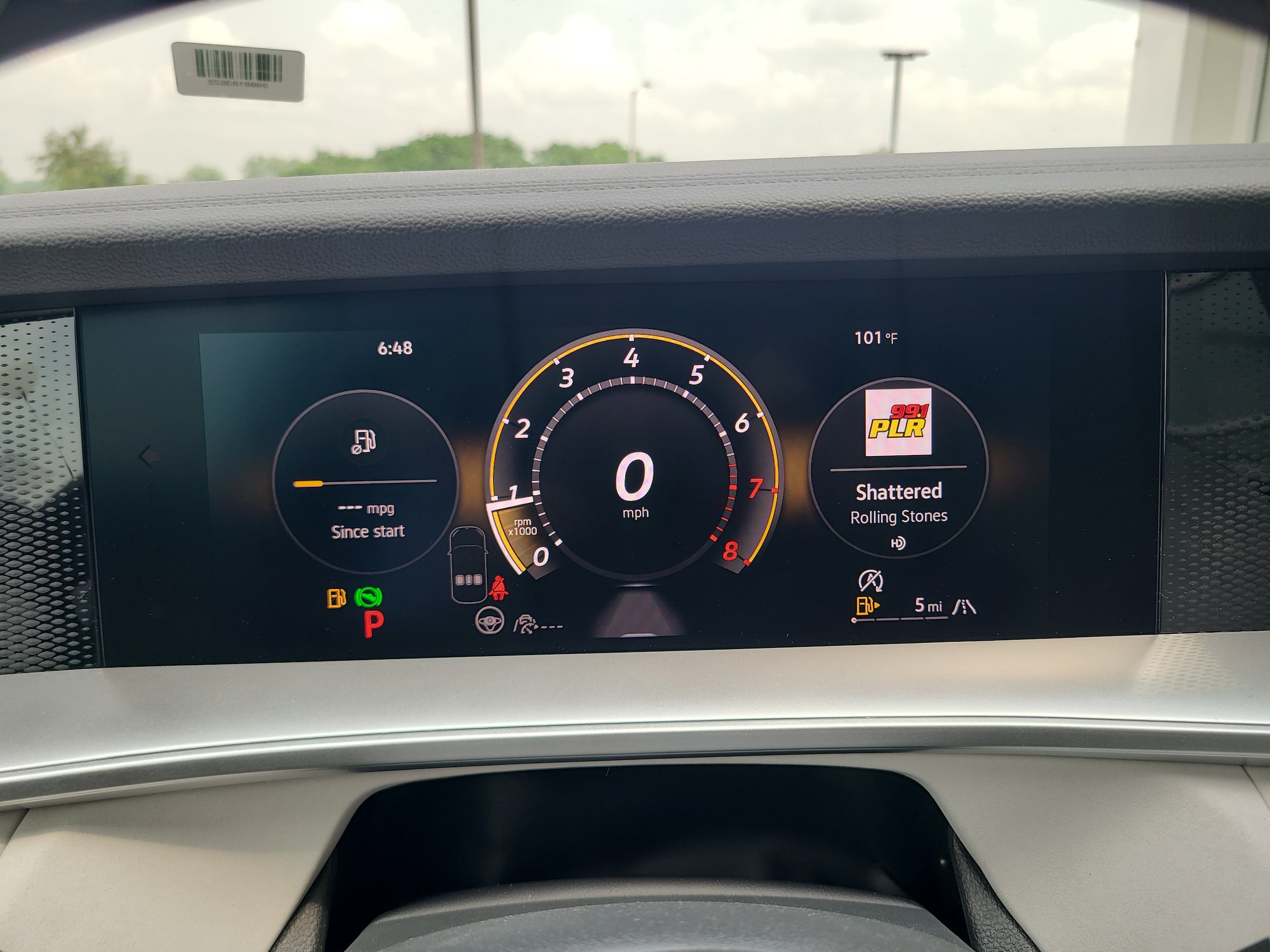 2025 Volkswagen Tiguan SE - Photo 28