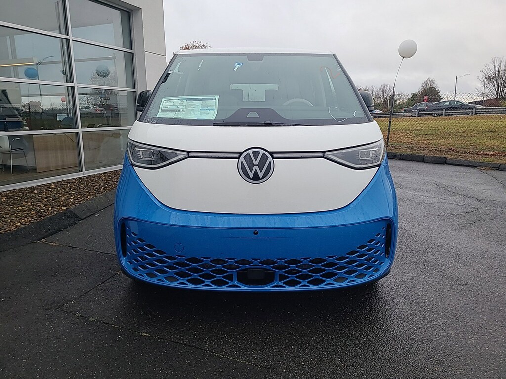 New 2025 Volkswagen ID. Buzz 1st Edition 1st Edition 4MOTION w/Two-Tone