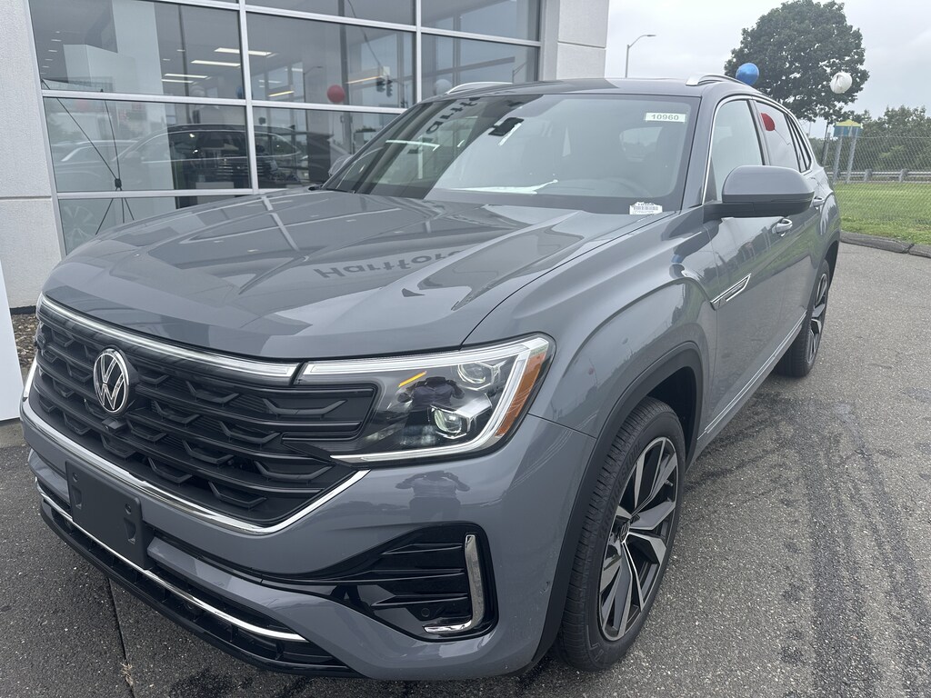 New 2026 Volkswagen Atlas Cross Sport 2.0T SEL Premium R-Line 2.0T SEL Premium R-Line 4MOTION