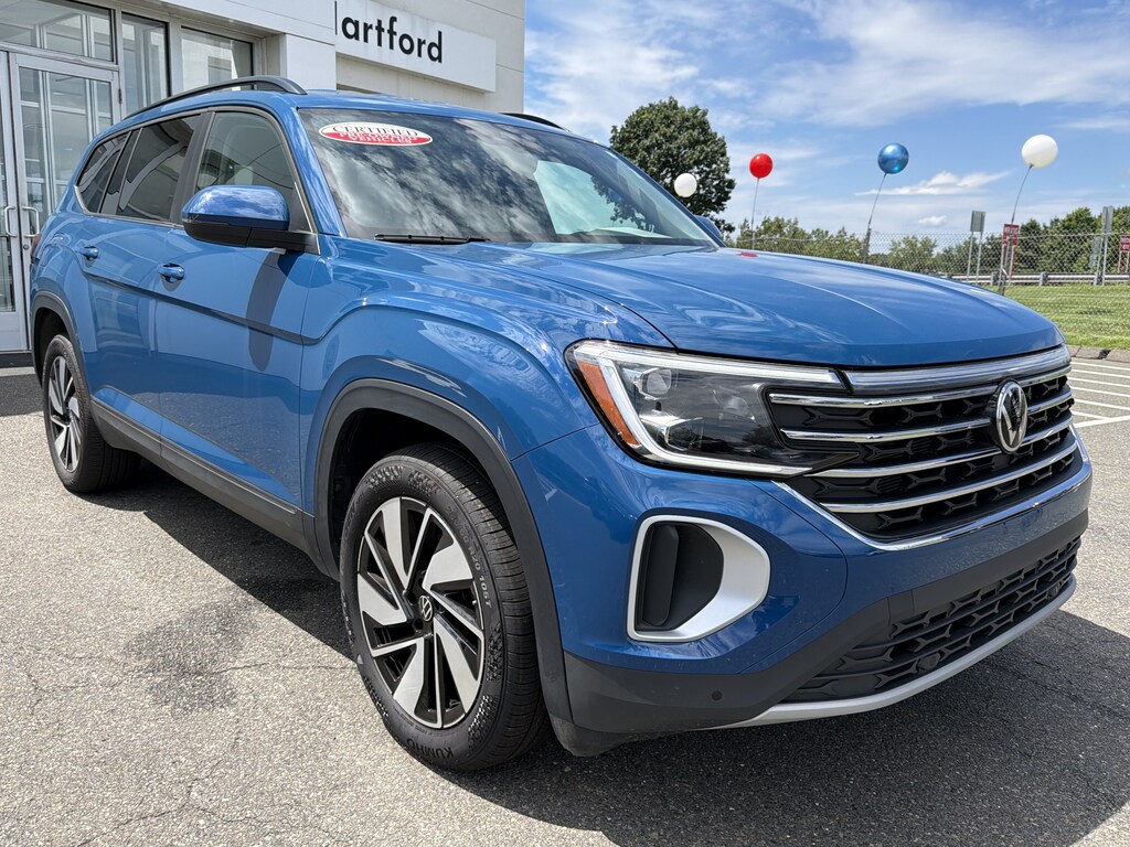 Certified 2026 Volkswagen Atlas 2.0T SE w/Technology 2.0T SE w/Technology 4MOTION