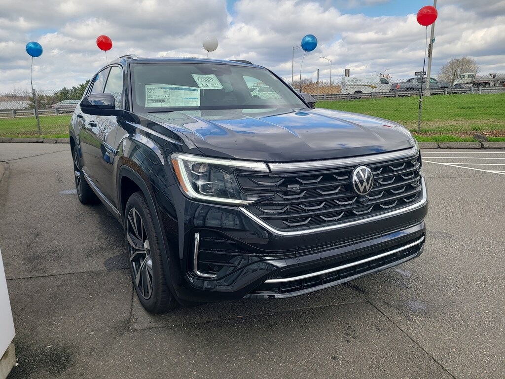 New 2025 Volkswagen Atlas Cross Sport 2.0T SEL Premium R-Line 2.0T SEL Premium R-Line 4MOTION