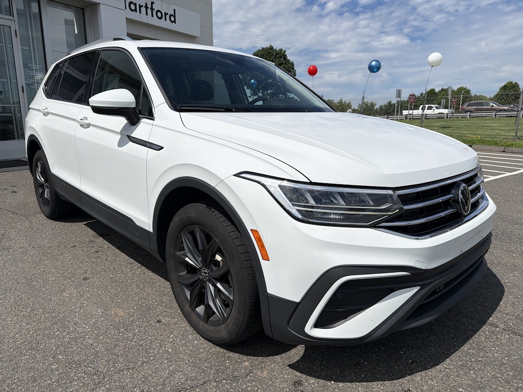 Certified 2024 Volkswagen Tiguan 2.0T SE