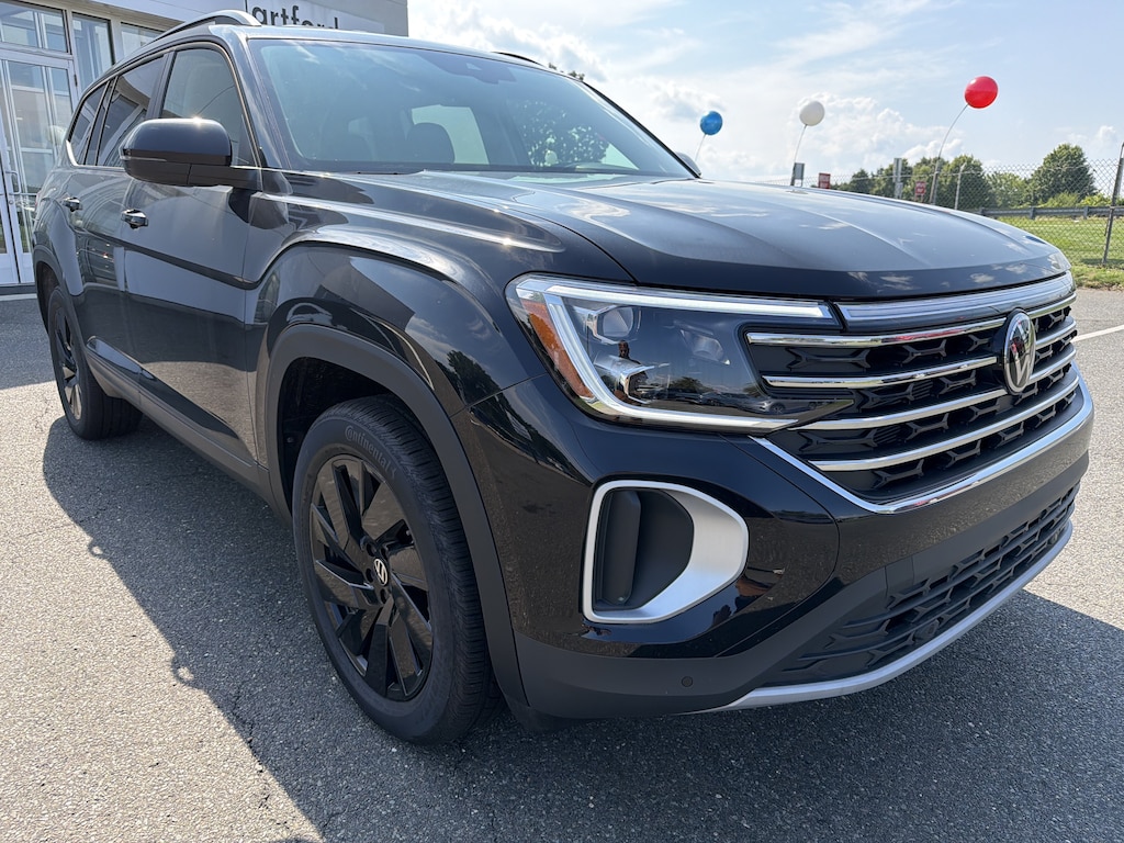 New 2026 Volkswagen Atlas 2.0T SE w/Technology 2.0T SE w/Technology 4MOTION